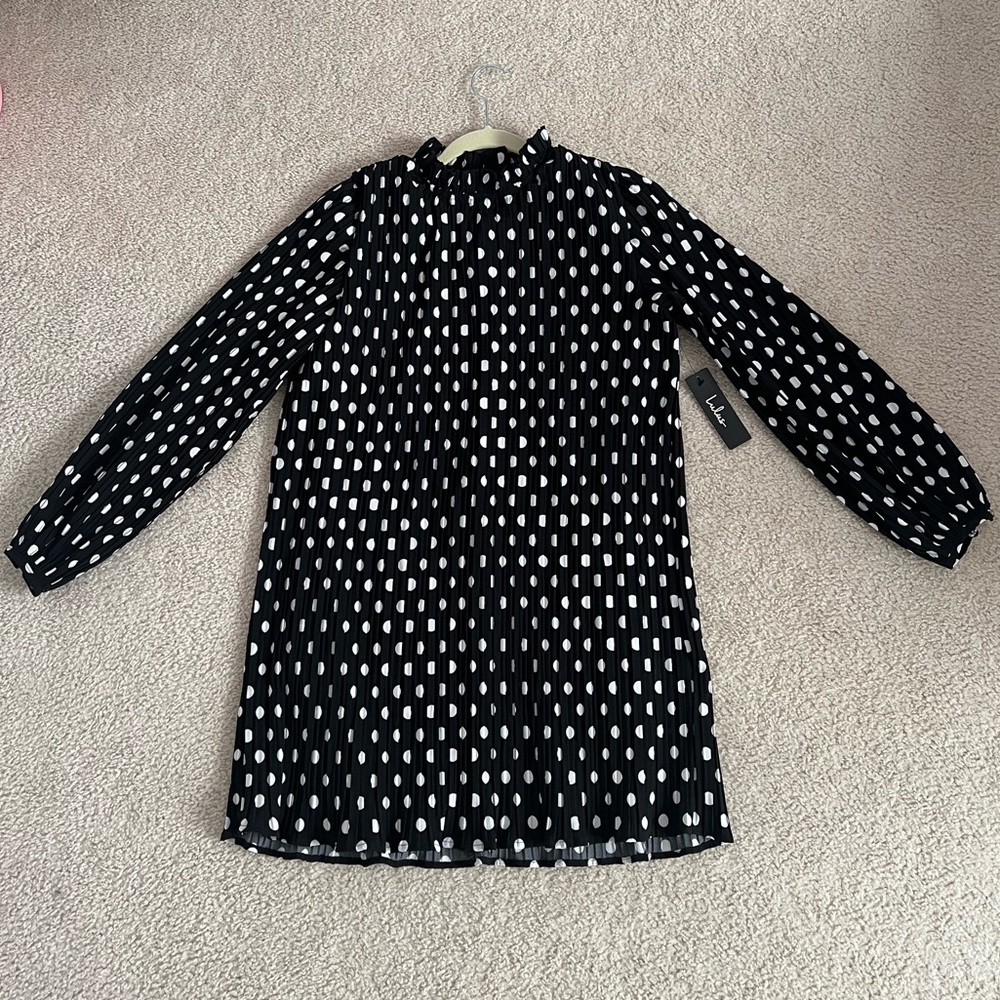 NWT Lulus Shift Dress